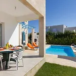 Villa Philippos - 3 *