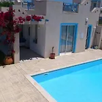 Villa Philippos - 3 *