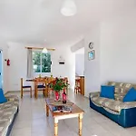 Villa Philippos - 3 *