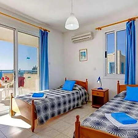 Philippos - 3 *