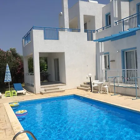 Villa Philippos Complex *
