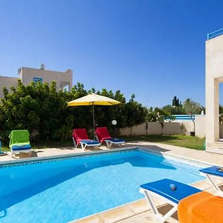 Villa Philippos - 3 Pafos