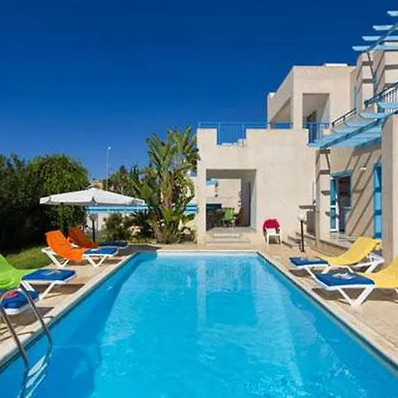 Philippos Complex Villa *