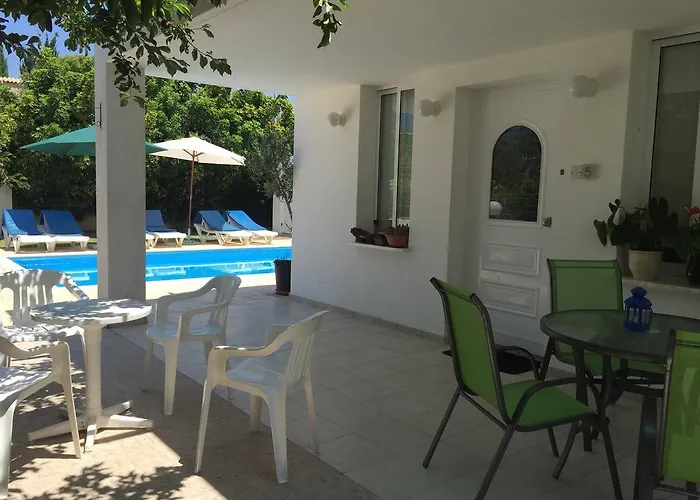 Vila Philippos - 3 Paphos