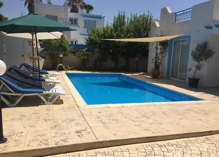 Vila Philippos - 3 Paphos