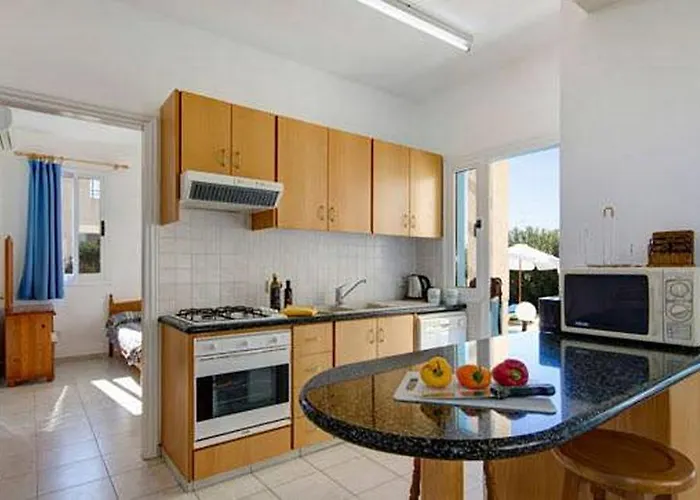 Vila Philippos - 3 Paphos