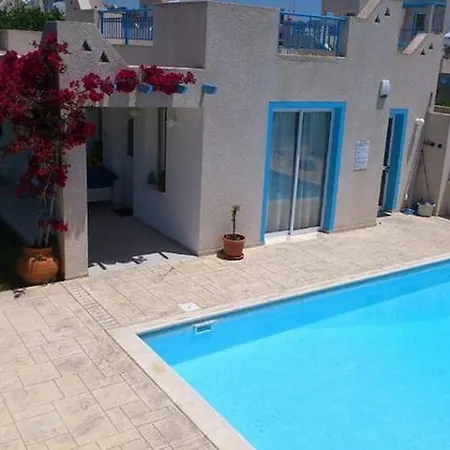 Villa Philippos Complex *
